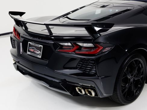 Used 2020 Chevrolet Corvette Stingray Premium Cpe w/ 3LT Preferred Equipment Group image 73