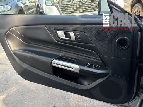 Used 2024 Ford Mustang Premium image 17