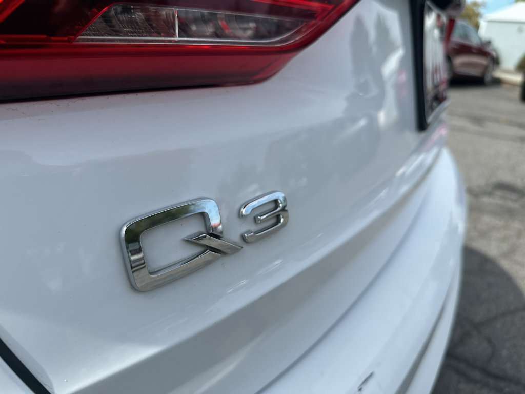 Used 2025 Audi Q3 2.0T Premium AWD/4WD image 11