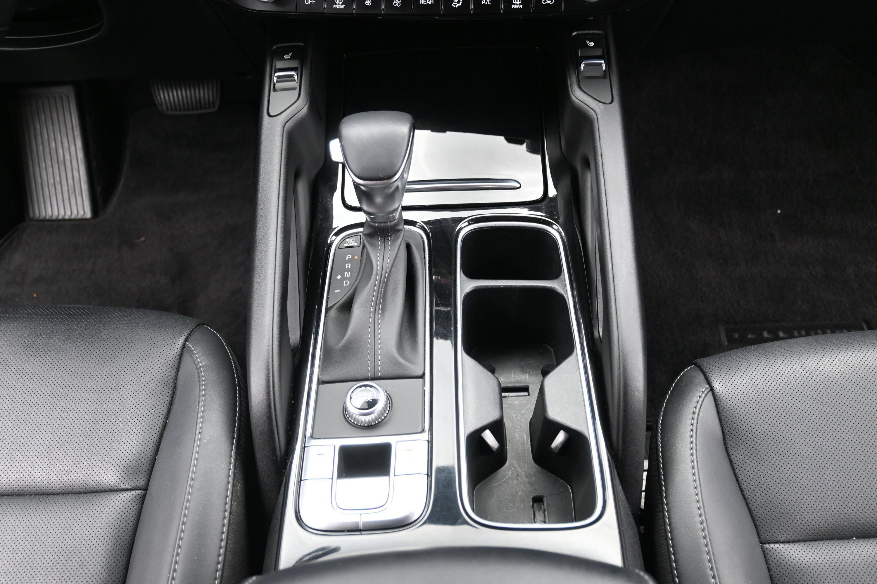 Used 2025 Kia Telluride S FWD image 19