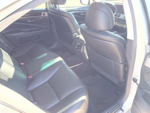 Used 2013 Lexus LS 460 image 11