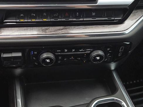 Used 2025 Chevrolet Silverado 1500 LTZ w/ LTZ Premium Texas Edition image 15