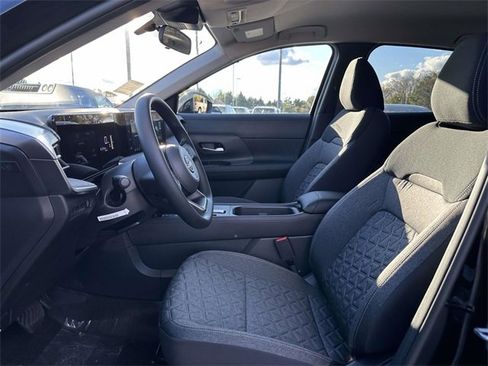 New 2026 Nissan Kicks SV image 16