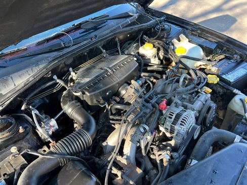 Used 2000 Subaru Outback Limited image 32