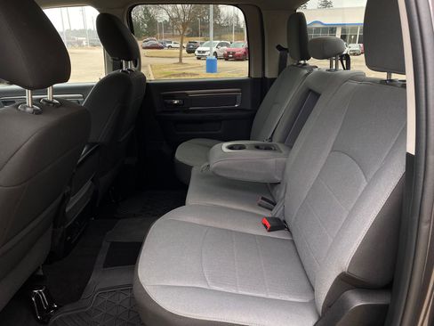 Used 2023 RAM 1500 Classic SLT image 32