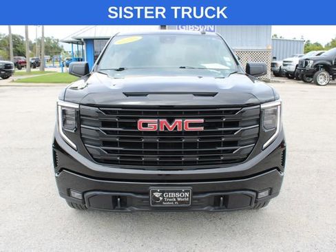 Used 2025 GMC Sierra 1500 Elevation AWD/4WD image 2