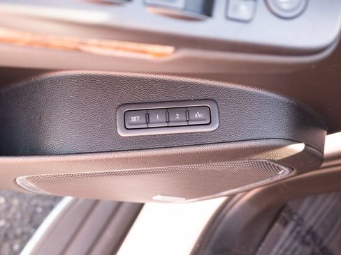 Used 2016 Chevrolet Suburban LTZ AWD/4WD image 18