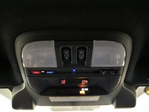 Used 2023 Subaru Impreza 2.0i Sport image 34