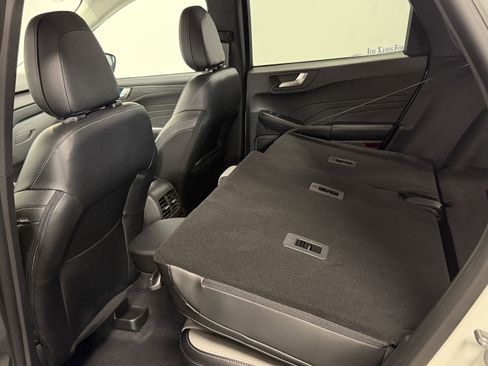 Used 2023 Ford Escape Platinum image 26