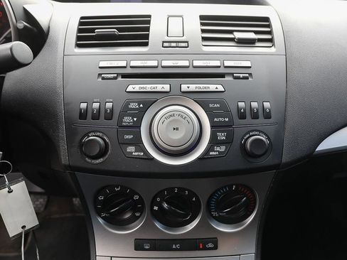 Used 2010 MAZDA MAZDA3 s Sport FWD image 18