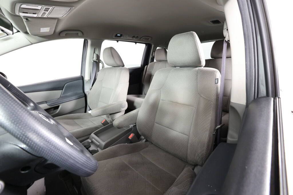 Used 2015 Honda Odyssey EX image 11