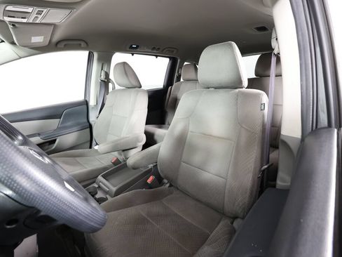 Used 2015 Honda Odyssey EX image 11