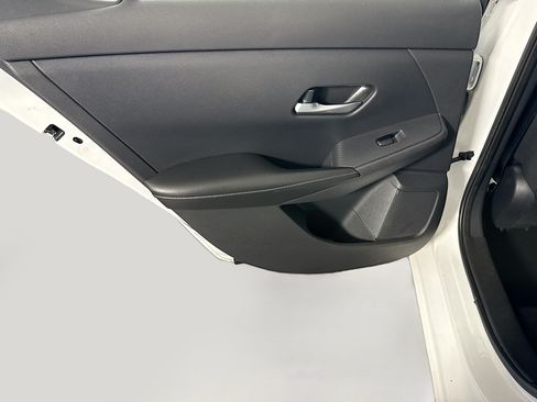 Used 2021 Nissan Sentra SV FWD image 26