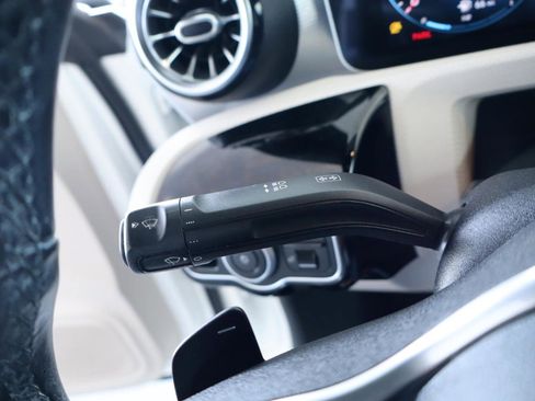 Used 2020 Mercedes-Benz CLA 250 image 25