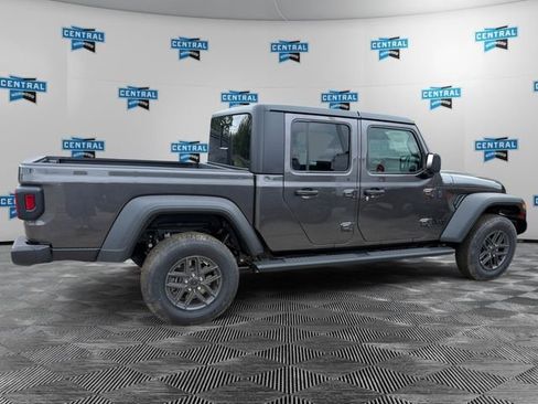 New 2026 Jeep Gladiator Sport AWD/4WD image 6