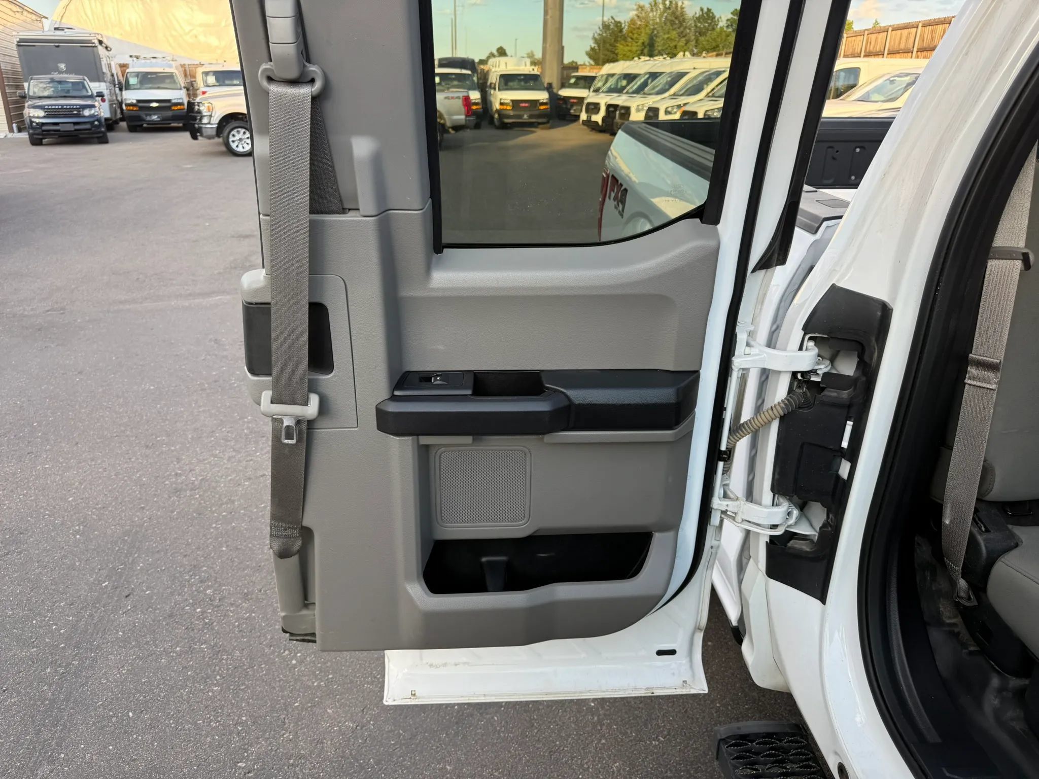 Used 2018 Ford F150 XL w/ Equipment Group 101A Mid AWD/4WD image 31