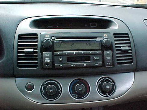 Used 2006 Toyota Camry SE FWD image 27