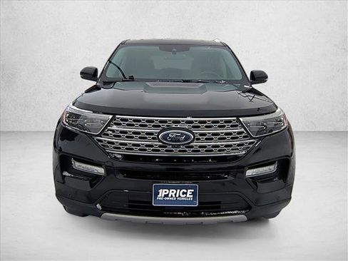 Used 2021 Ford Explorer Limited w/ Equipment Group 301A image 2