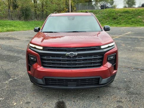 New 2026 Chevrolet Traverse LT w/ Midnight/Sport Edition image 3