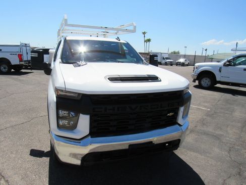 Used 2022 Chevrolet Silverado 3500 W/T w/ WT Convenience Package AWD/4WD image 3