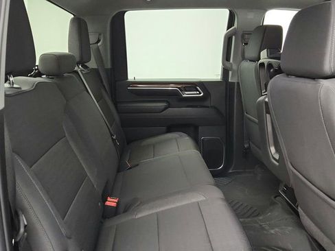 Used 2024 Chevrolet Silverado 2500 LT w/ Z71 Off-Road Package image 23