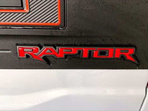 Used 2025 Ford F150 Raptor AWD/4WD image 9