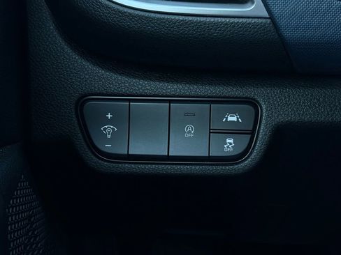 Certified 2023 Kia Seltos S w/ Navigation Package image 17