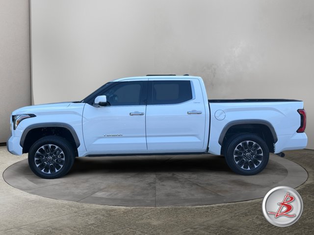 Used 2023 Toyota Tundra Limited AWD/4WD image 4