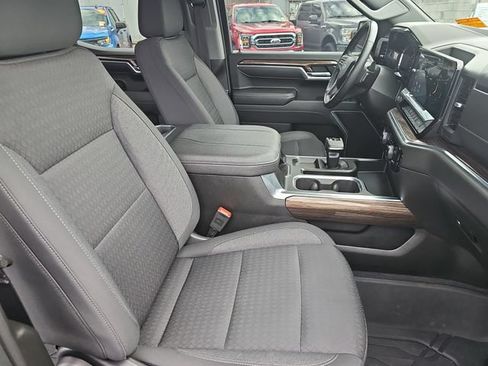Used 2023 Chevrolet Silverado 1500 RST w/ Protection Package AWD/4WD image 12