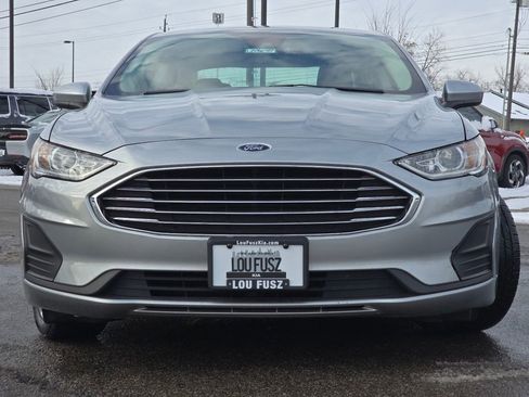 Used 2020 Ford Fusion SE image 9
