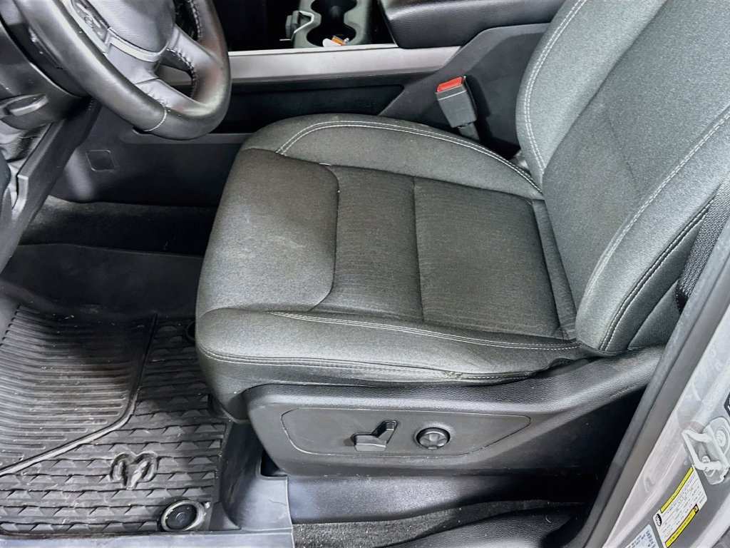 Used 2021 RAM 1500 Big Horn AWD/4WD image 26