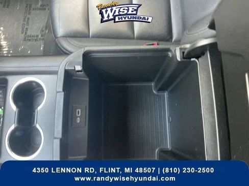 Used 2022 Chevrolet Tahoe LT AWD/4WD image 27