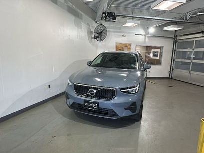 Certified 2023 Volvo XC40 B5 Core w/ Convenience Package
