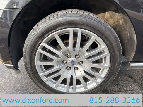 Used 2024 Ford Expedition Limited image 31