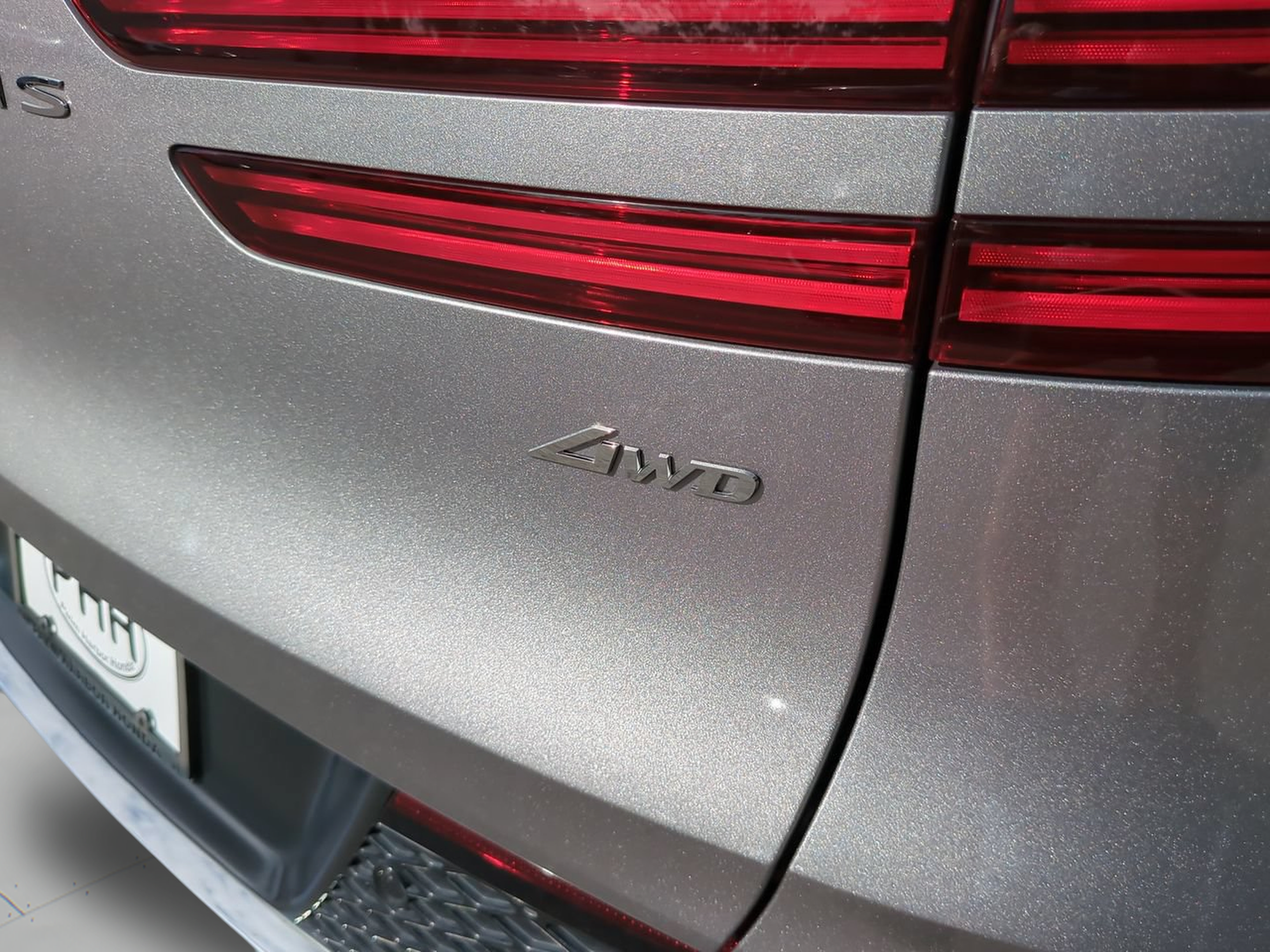 Used 2022 Genesis GV70 2.5T w/ Select Package AWD/4WD image 32