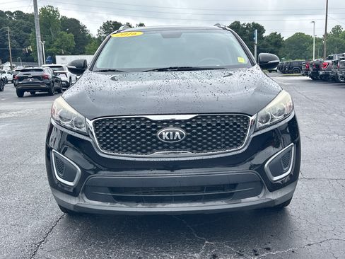 Used 2016 Kia Sorento FWD image 3