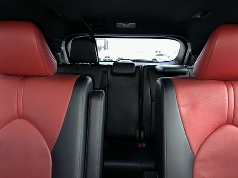 Used 2021 Toyota Highlander XSE image 25