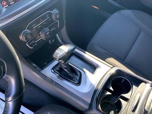 Used 2021 Dodge Charger SXT w/ Blacktop Package image 15