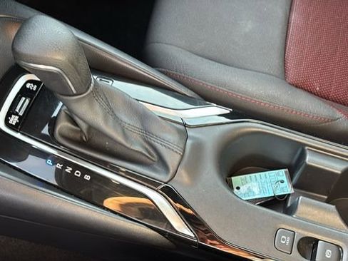 Used 2025 Toyota Corolla SE FWD image 23