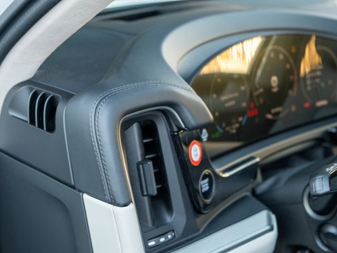 New 2026 Porsche Cayenne S image 18