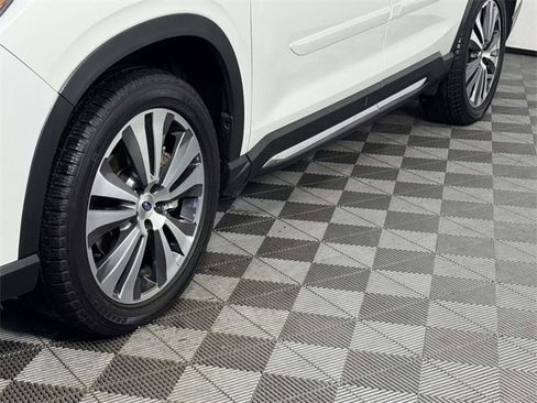 Used 2021 Subaru Ascent Limited w/ Technology Package image 12