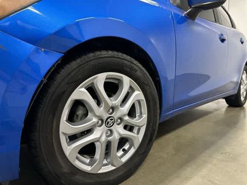 Used 2018 Toyota Yaris iA FWD image 28