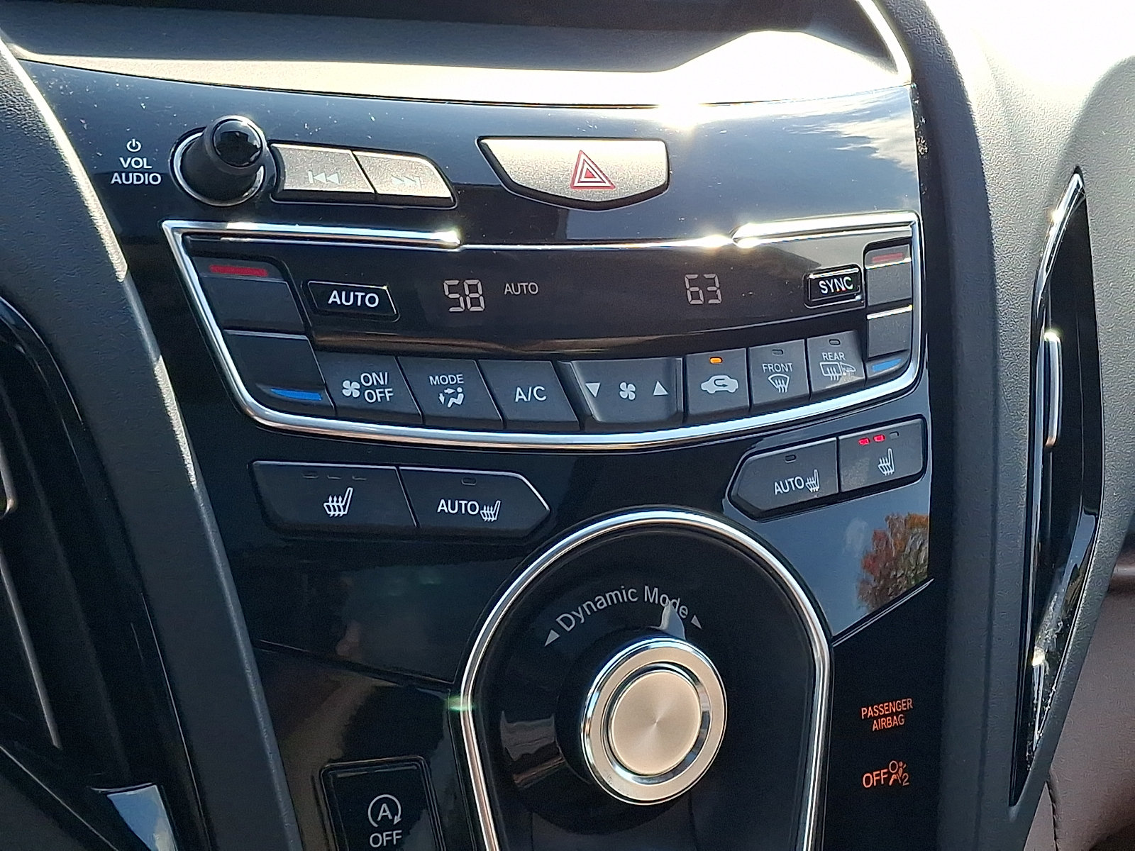Used 2024 Acura RDX w/ Technology Package AWD/4WD image 16
