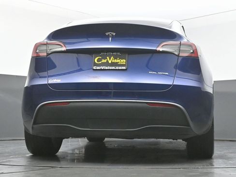 Used 2021 Tesla Model Y Long Range image 44