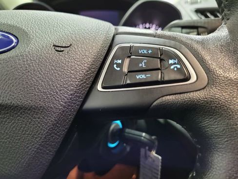 Used 2018 Ford Escape SEL w/ Ford Safe & Smart Package image 33