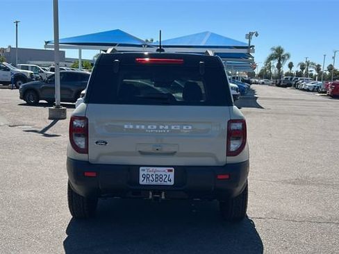 Certified 2025 Ford Bronco Sport Badlands AWD/4WD image 4