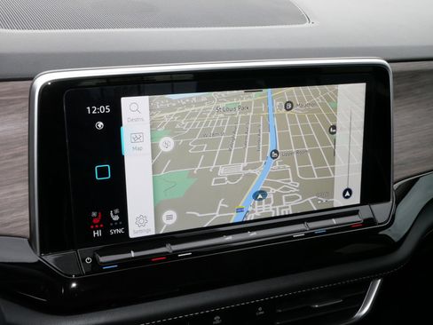 Certified 2024 Volkswagen Atlas SEL Premium R-Line image 29