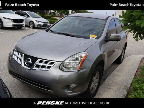 Used 2013 Nissan Rogue S w/ Special Edition Pkg FWD image 1