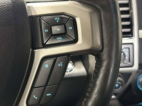 Used 2019 Ford F150 Lariat w/ Equipment Group 502A Luxury AWD/4WD image 24