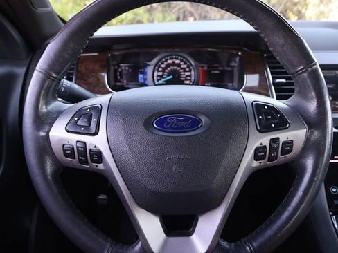 Used 2014 Ford Taurus Limited w/ Equipment Group 301A image 11